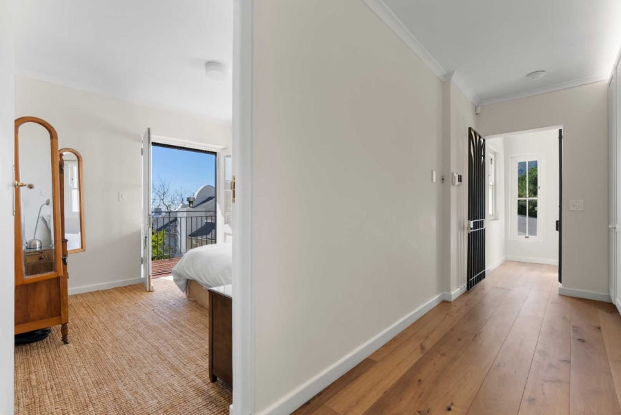 5 Bedroom Property for Sale in Higgovale Western Cape